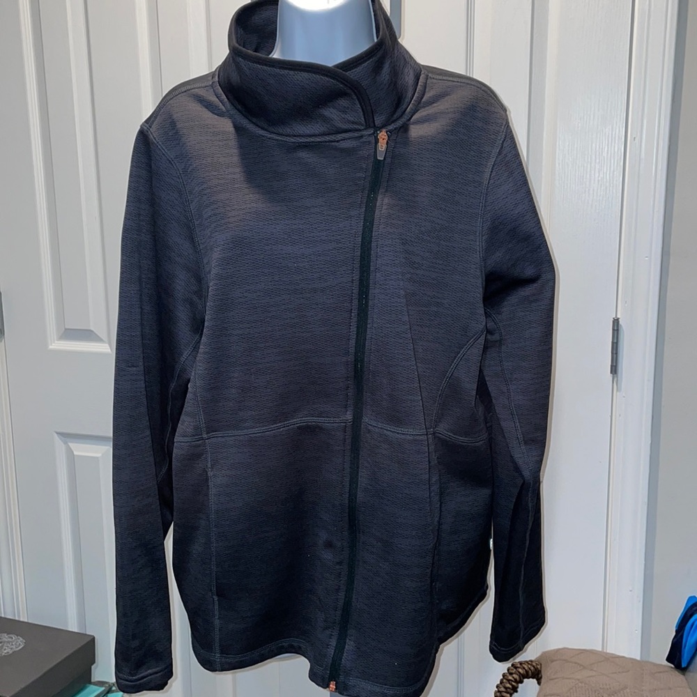 Women's Champion zippered long sleeved jacket , size XXL